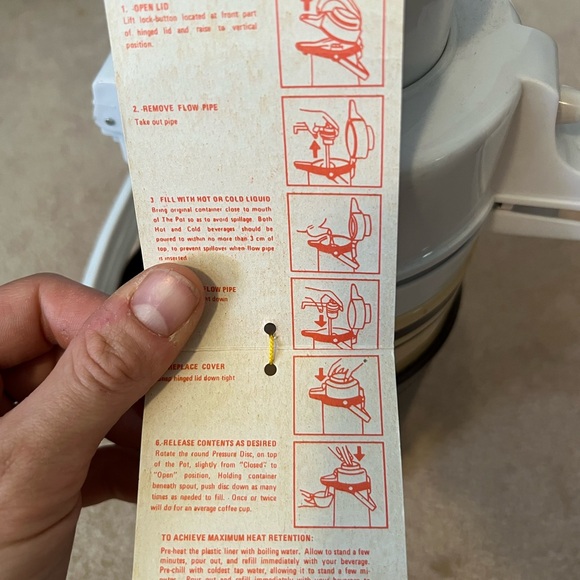 Spritzer top on the go drink dispenser in great shape - Picture 6 of 6